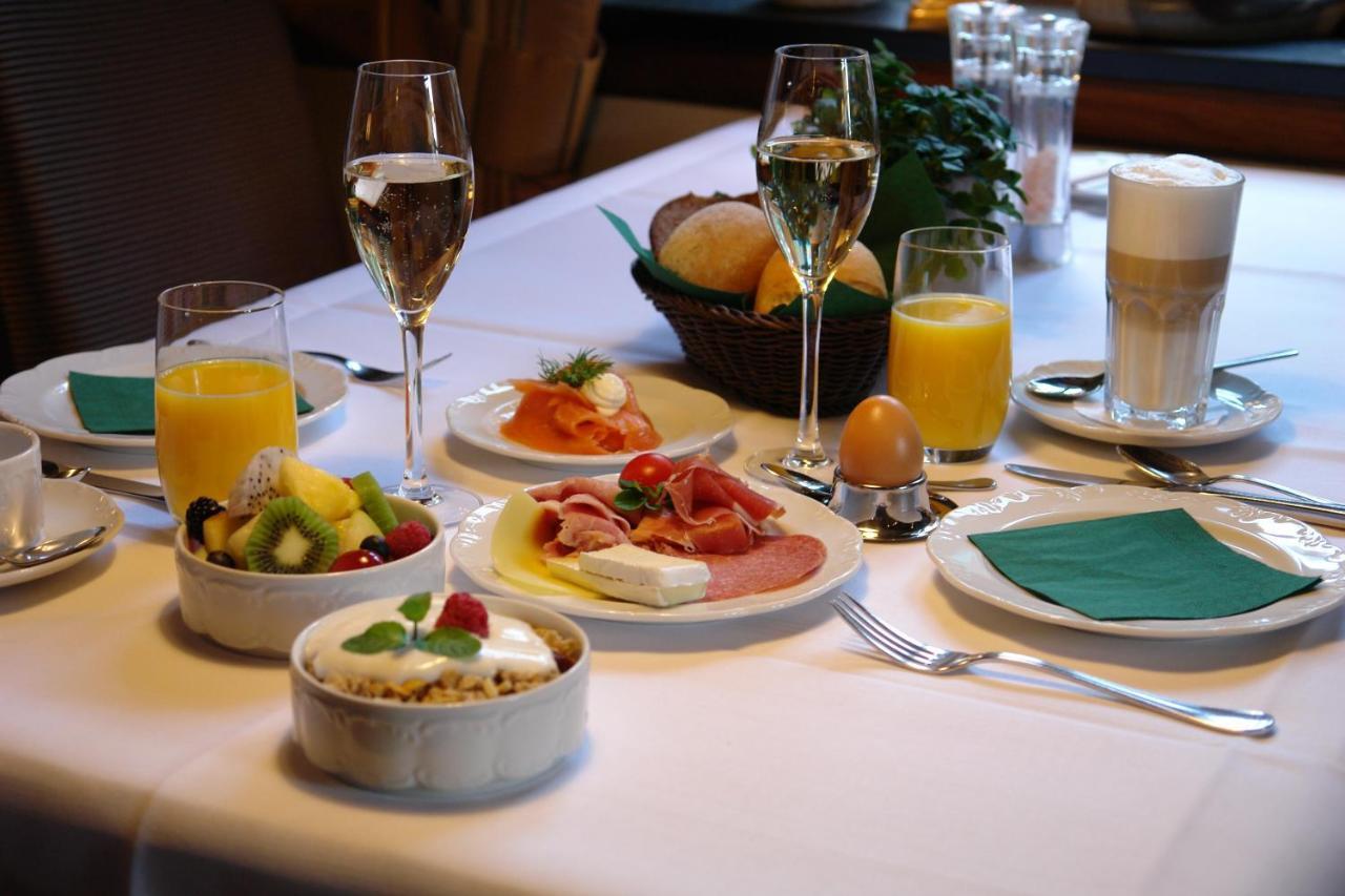 Hotel Wellings Romantik Zur Linde Moers